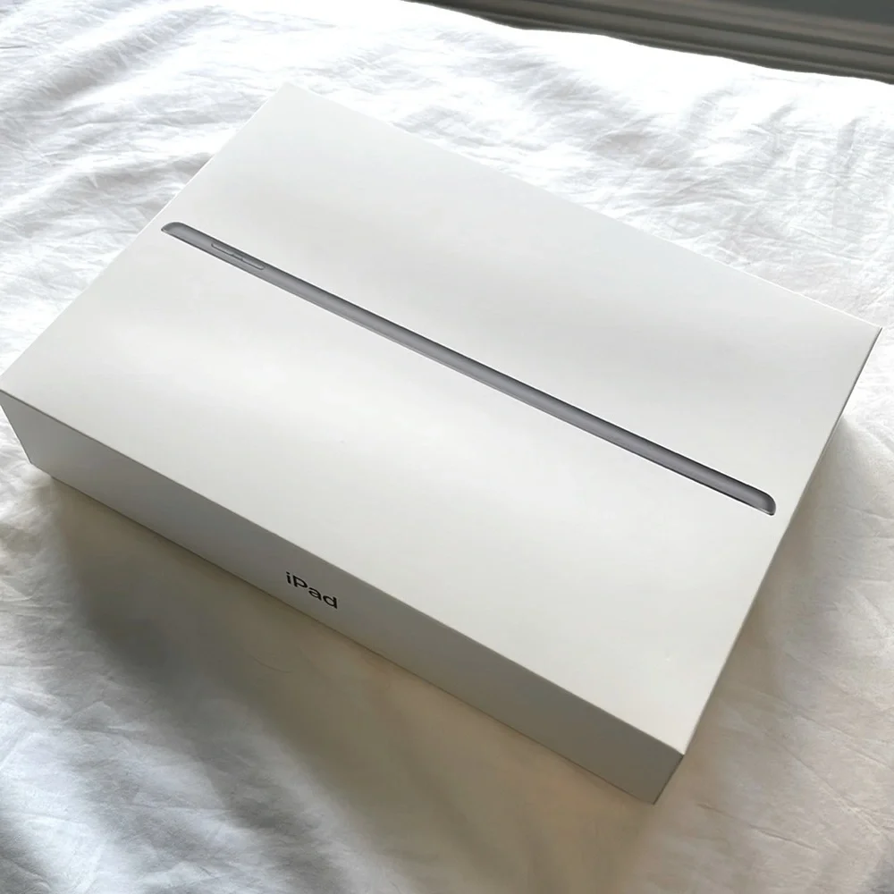 EMPTY BOX for Apple 64GB iPad 9th generation wifi+ cellular